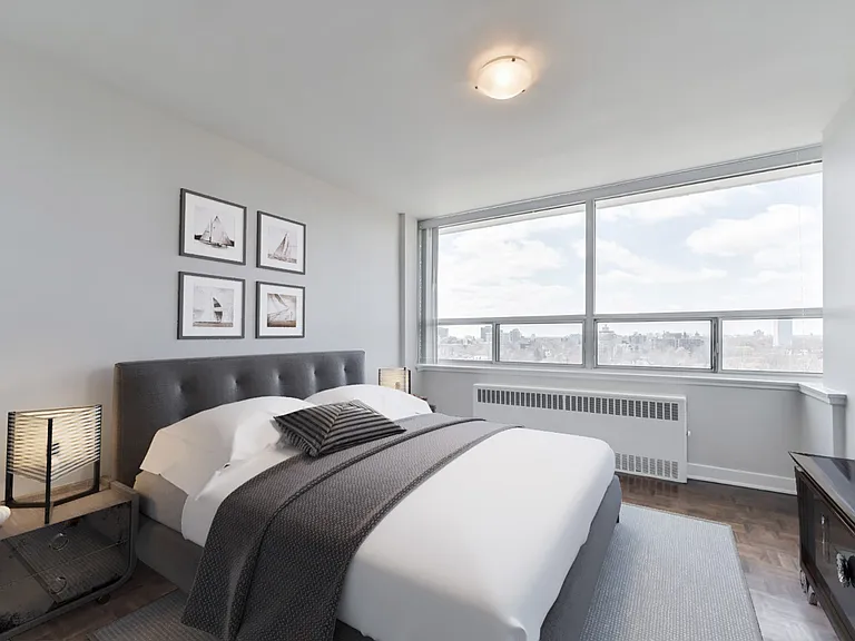 103 Avenue Rd — Photo 10