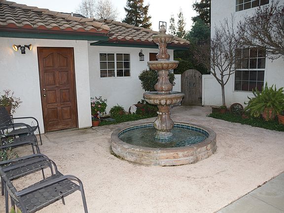2nd image of 2149 SE Cottonwood Cir