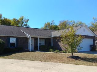 49 Indian Cove Cir, Oxford, OH 45056