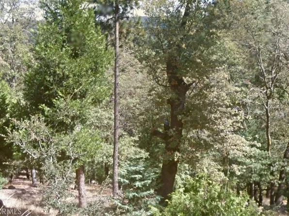 40 Fir St Lot 8, Cedarpines Park, CA 92322