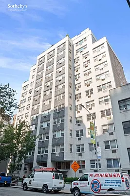 Rented by Sotheby's International Realty | media 8