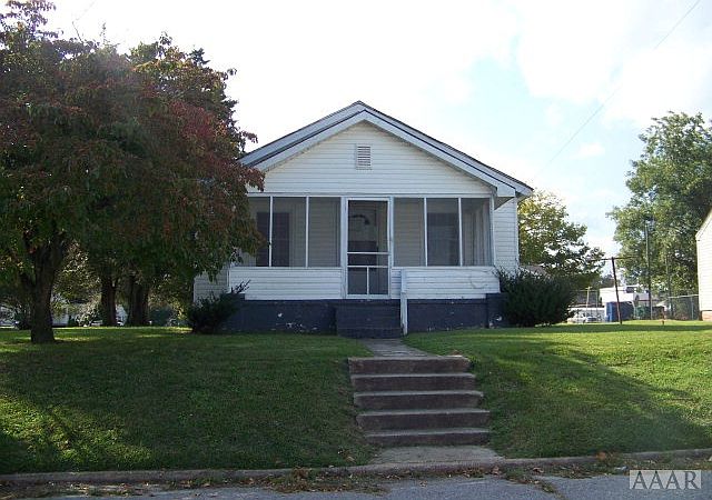 1st image of 106 S 2nd St