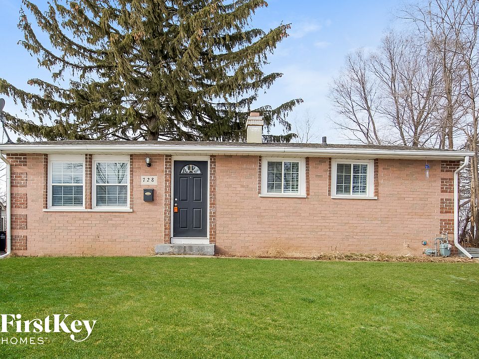 1st image of 728 Jackson Ave