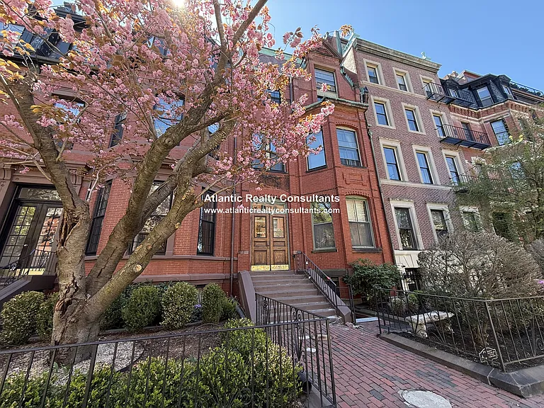 178 Marlborough St #4 — Photo 13