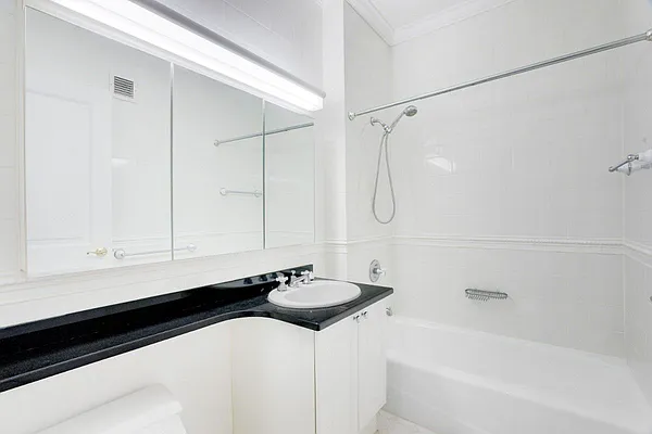 Rented by Level Group | media 5