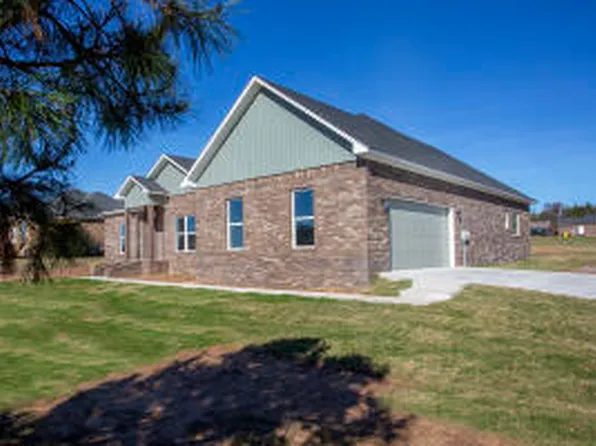 323 Stoneridge Cir, Russellville, AR 72802