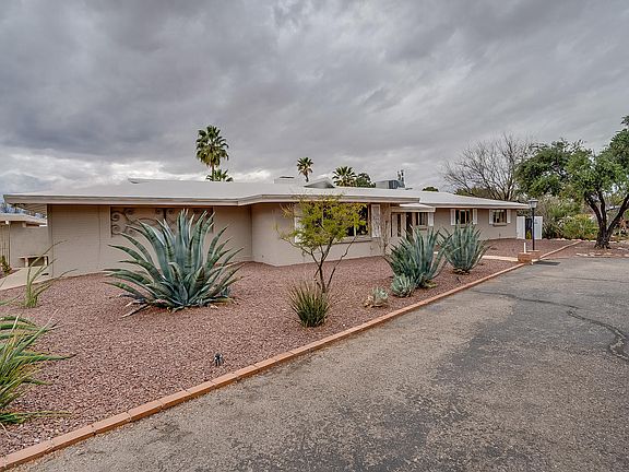 5th image of 7435 N San Lorenzo Dr