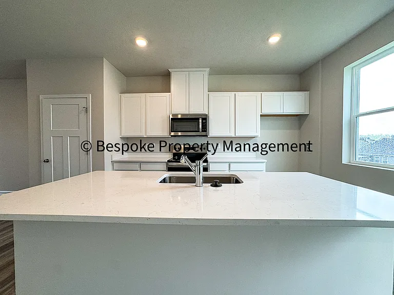761 Mulligan Ct — Photo 9