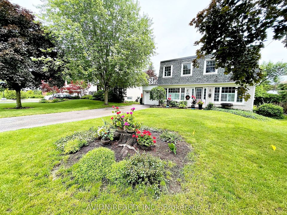 1st image of 83 Lincoln Green Dr