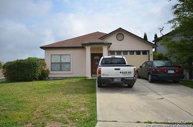 2nd image of 6803 Cape Meadow Dr