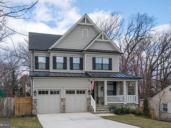 4th image of 2813 Rosemary Ln