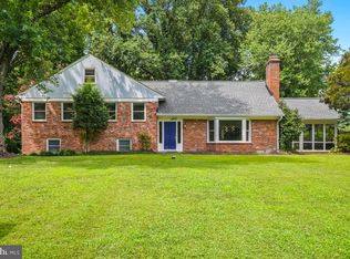 11705 Admirals Ct, Rockville, MD 20854