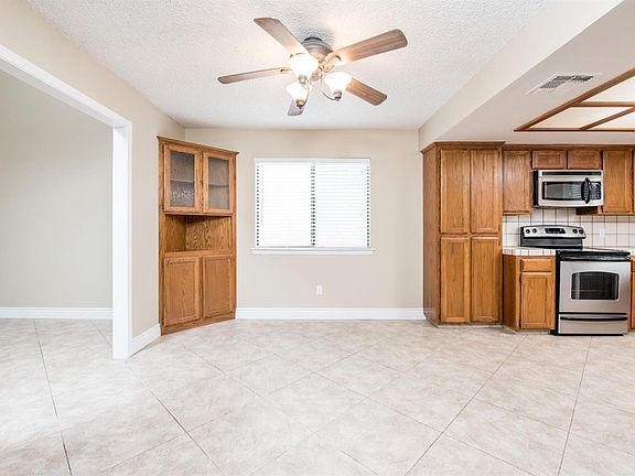 4th image of 1696 E Serena Ave