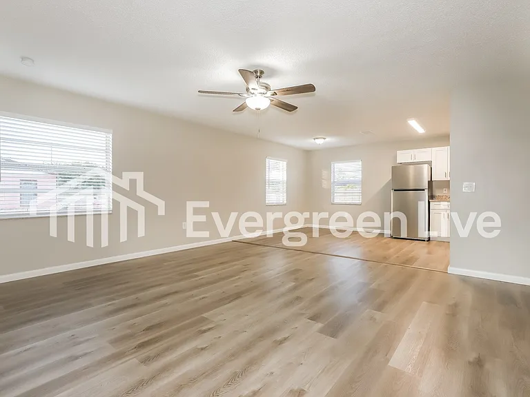 4518 E 26th Ave — Photo 11