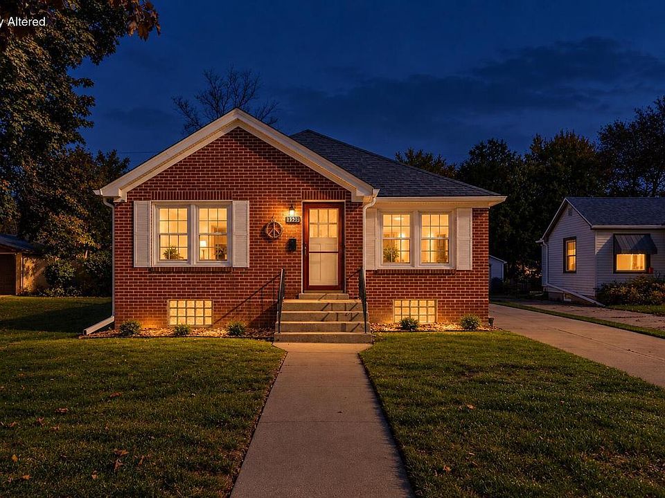 1st image of 1525 Russet STREET