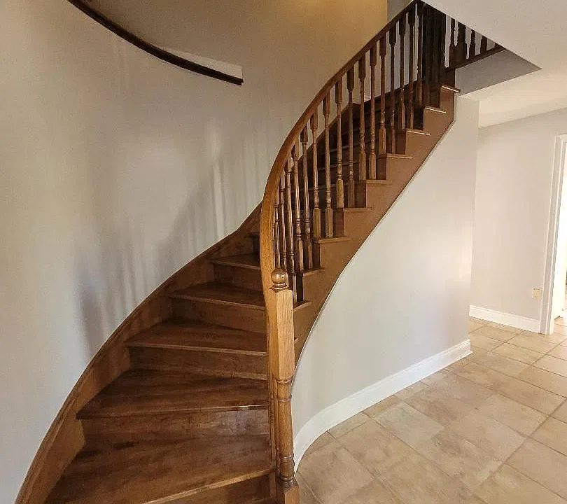 1078 Lovingston Cres