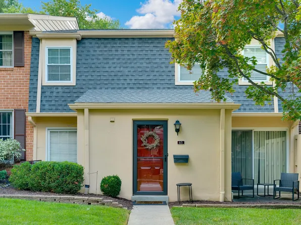 63 Old Forge Xing, Devon, PA 19333