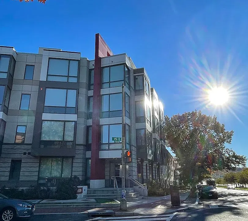 1500 Pennsylvania Ave SE #304