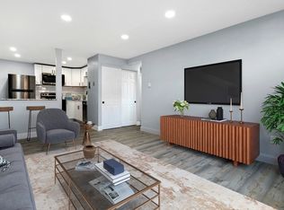 36 Bayview Ter APT 2, Danvers, MA 01923