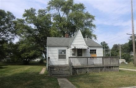 1st image of 2448 Spencer St