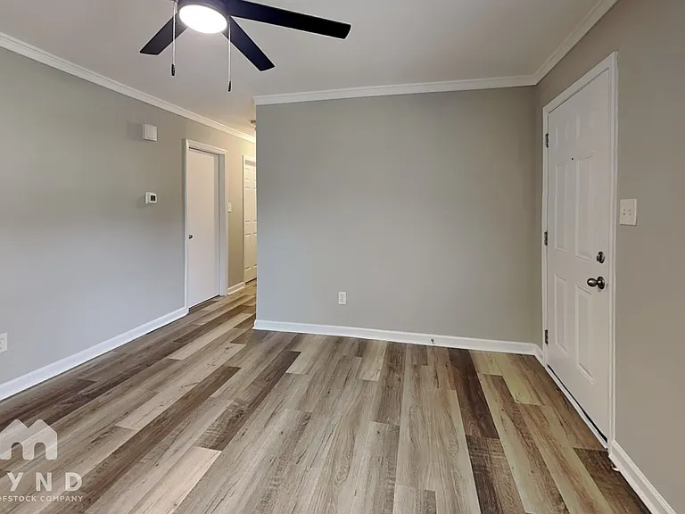 3400 Pine Meadow Dr — Photo 8