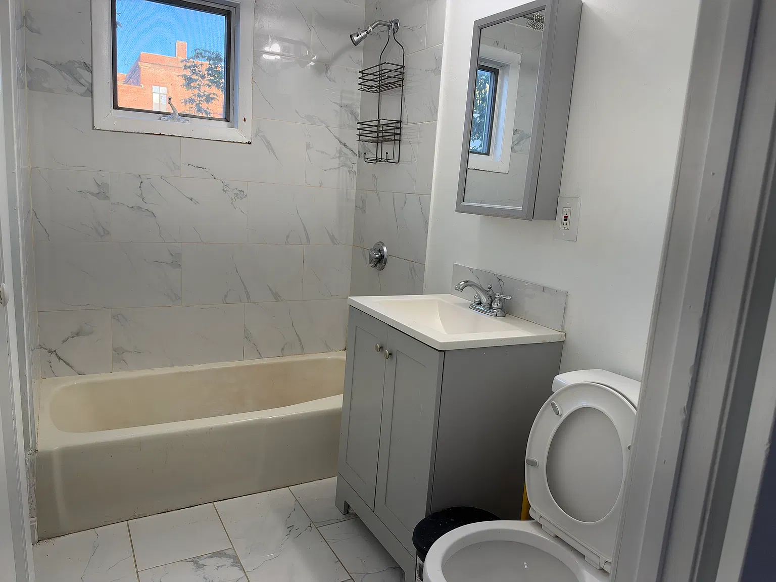 2 bed, $2,300 — Photo 1