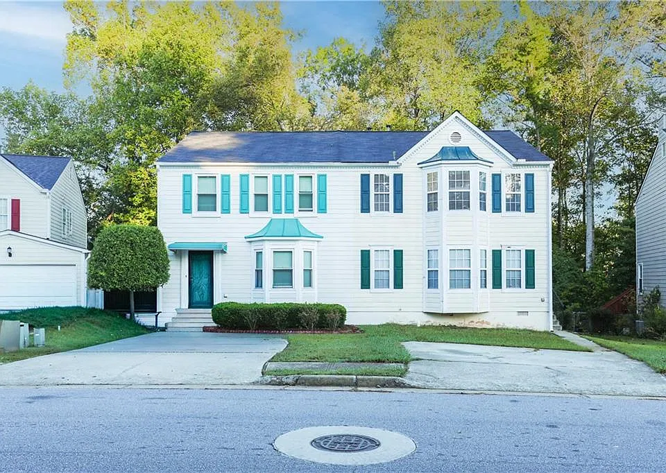 1281 Prince Dr