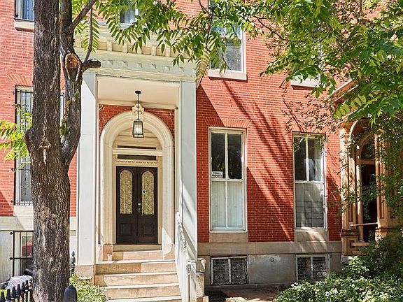 2nd image of 1306 W Lexington St