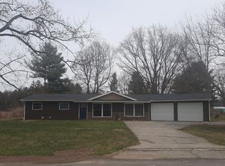8138 Rose Rd, Plymouth, IN 46563