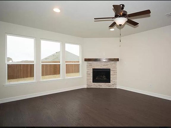 2nd image of 2708 Strand Ln