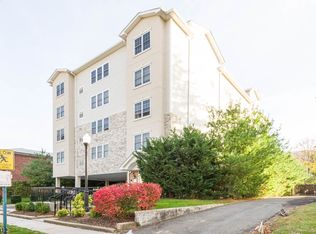 121 Myer St, Hackensack, NJ 07601
