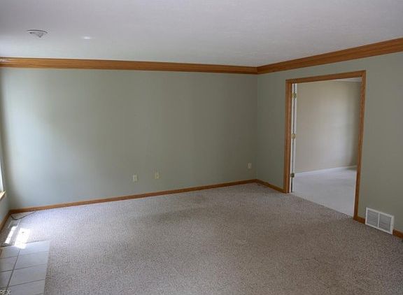 3rd image of 5847 New Haven Dr
