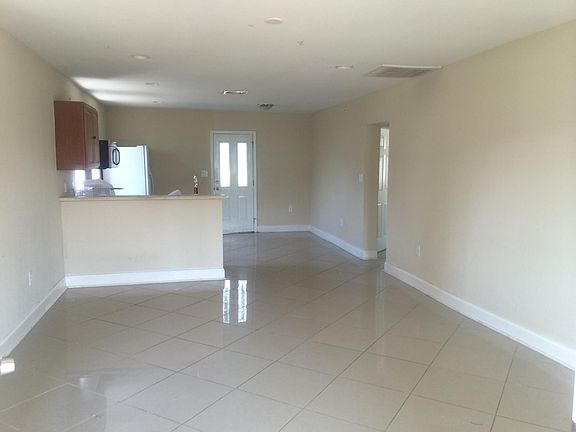 2nd image of 125 10th St