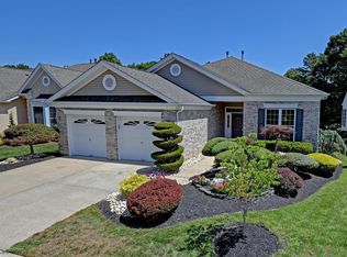 51 Oakmont Ln, Jackson, NJ 08527
