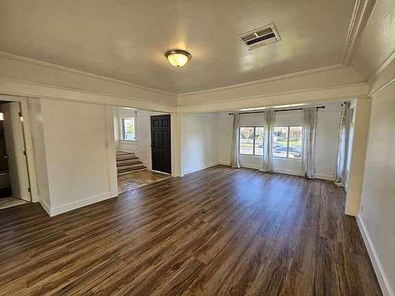5th image of 5715 10th Ave
