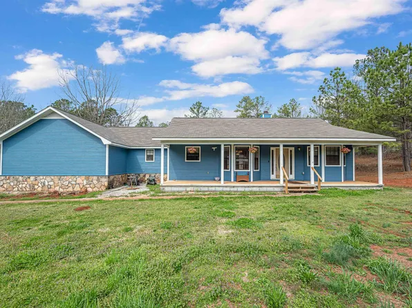 632 Arrowhead Ln, Talladega, AL 35160
