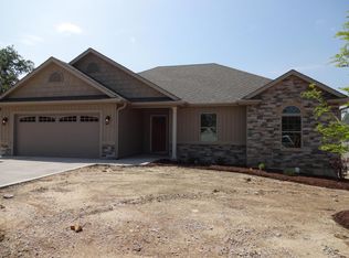 1213 Rainbow Trout Cir, Columbia, MO 65203