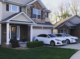 1929 Falling Leaves Ln, Lexington, KY 40509