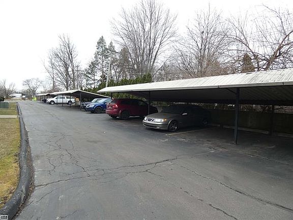 2nd image of 31565 Fraser Dr