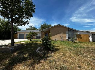 7447 Fieldgate Dr, San Antonio, TX 78227