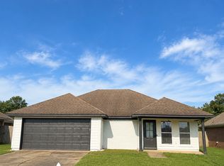 136 Cedar Spring Cir, Pearl, MS 39208