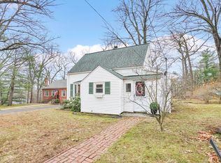 86 Albert St W, West Hartford, CT 06117