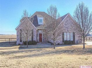 19305 S Carriage Ct W, Mounds, OK 74047