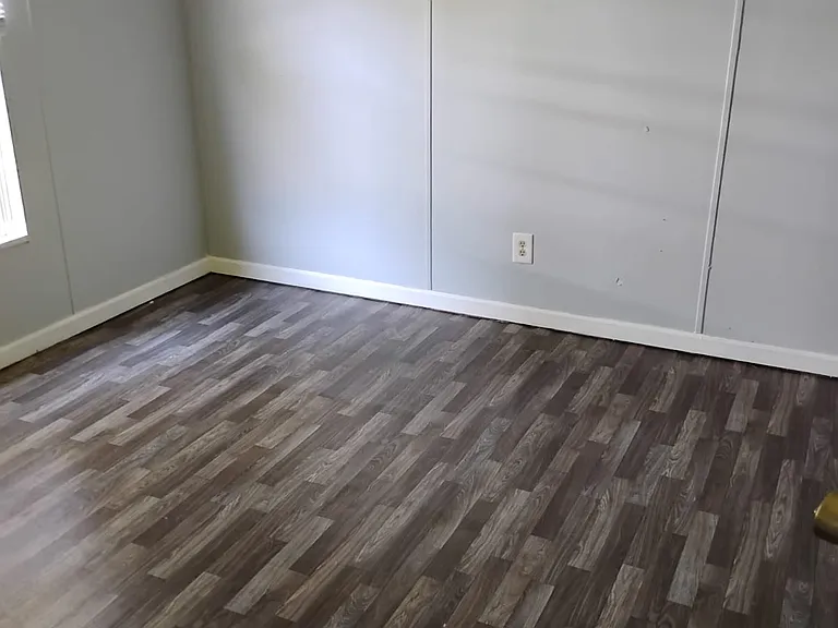 4344 Windsor Spring Rd — Photo 16