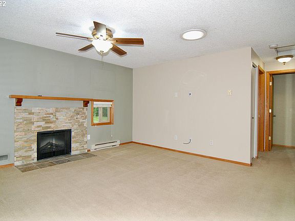 2nd image of 10837 SW 121st Ave