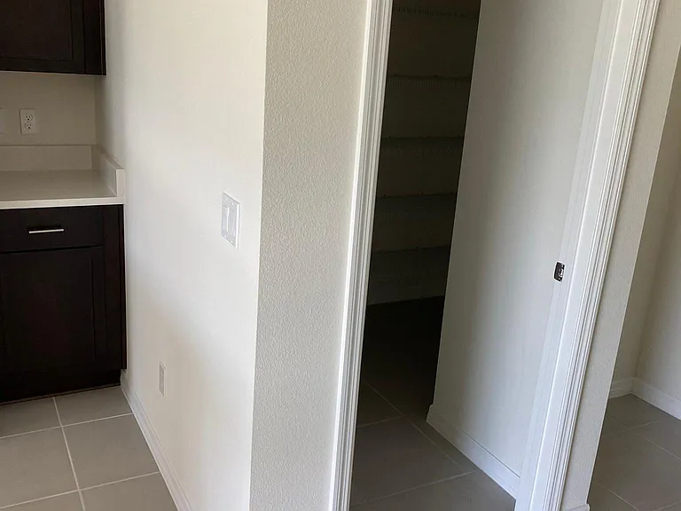 4011 Fescue St — Photo 16