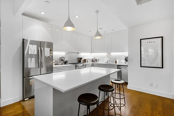 Rented by Dusk Group Inc | media 2