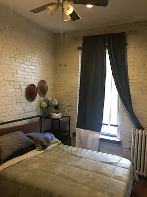 Rented by EXR | media 22