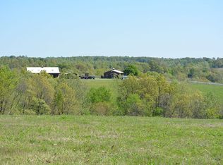 178 War Pony Ln, Anderson, MO 64831