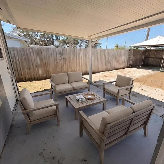 3511 Cambridge St — Photo 9